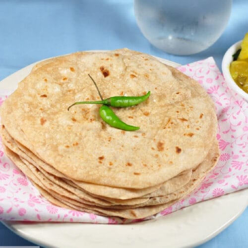 Soft homemade chapati flatbread